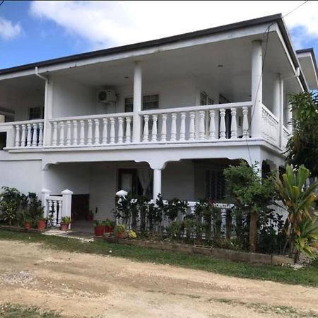 The Lighthouse Studio Appartments Nuku'alofa Eksteriør billede