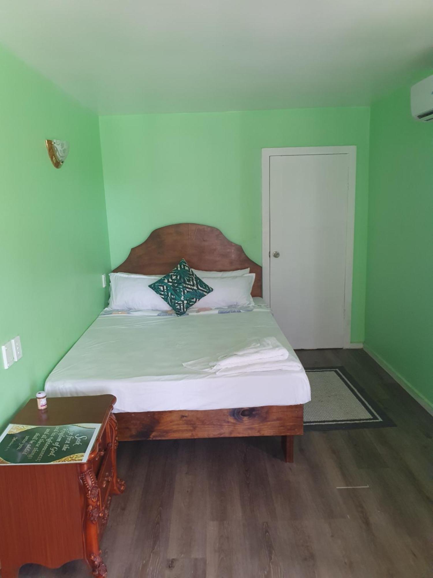The Lighthouse Studio Appartments Nuku'alofa Eksteriør billede